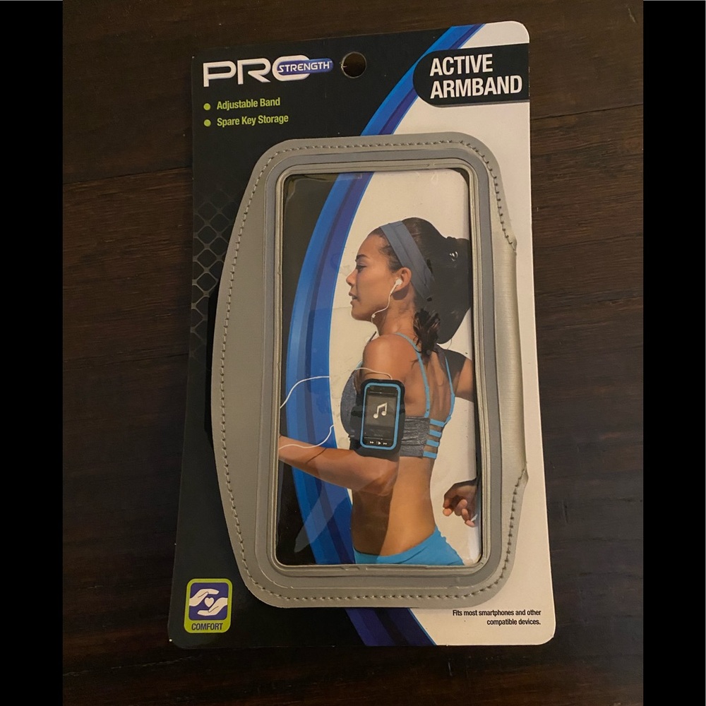 NEW Workout Active Arm Band